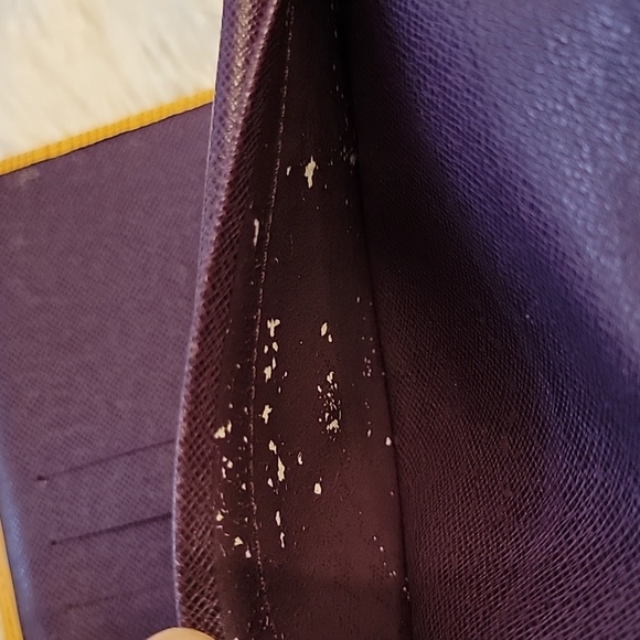 Louis Vuitton Vintage Epi Leather Porte Tresor Wallet - Picture 11 of 15